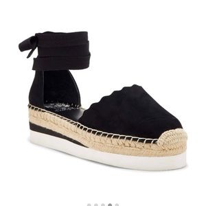 Vince Camuto suede espadrille NWT